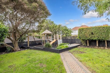 Photo of property in 10 Balbriggan Rise, Dannemora, Auckland, 2016