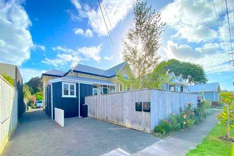 Photo of property in 2/30 Harrison Street, Whanganui, 4500