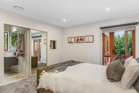 Photo of property in 2 Navigation Drive, Whitby, Porirua, 5024