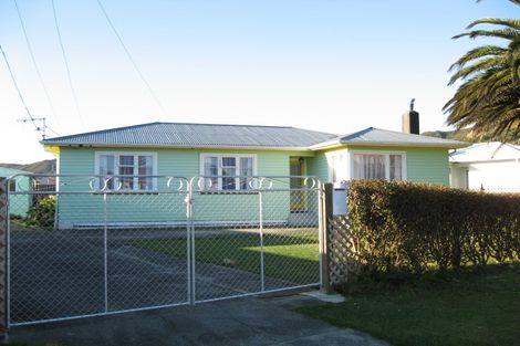 Photo of property in 18 Donnelley Drive, Wainuiomata, Lower Hutt, 5014