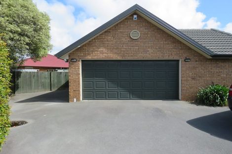 Photo of property in 23 Huntingdon Place, Avonhead, Christchurch, 8042