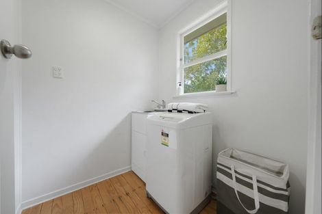 Photo of property in 7 Mcphail Street, Birkdale, Auckland, 0626