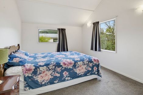 Photo of property in 86 Moana View Road, Waikawa, Picton, 7220