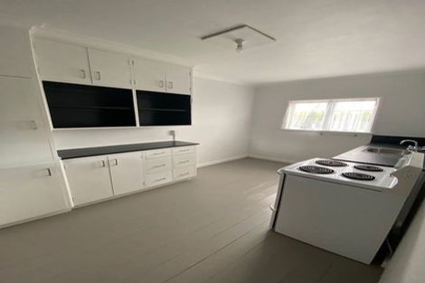 Photo of property in 229 Featherston Street, Palmerston North, 4410