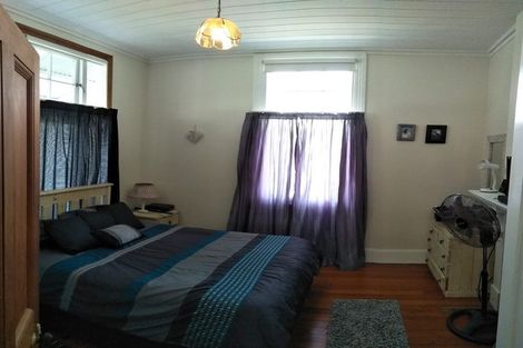 Photo of property in 2/22 Kiteroa Terrace, Rothesay Bay, Auckland, 0630