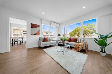 Photo of property in 71 Rosehill Drive, Rosehill, Papakura, 2113