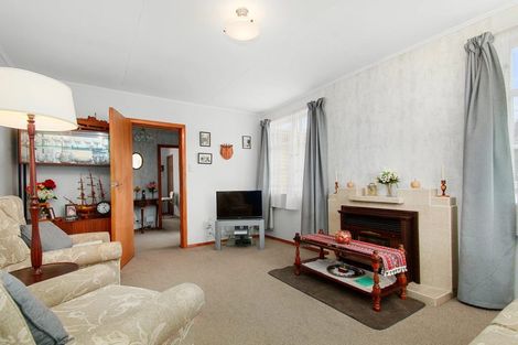 Photo of property in 15 Chittick Street, Stokes Valley, Lower Hutt, 5019