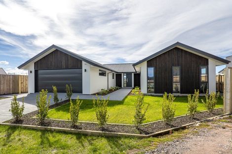 Photo of property in 32 Cooney Avenue, Darfield, 7571