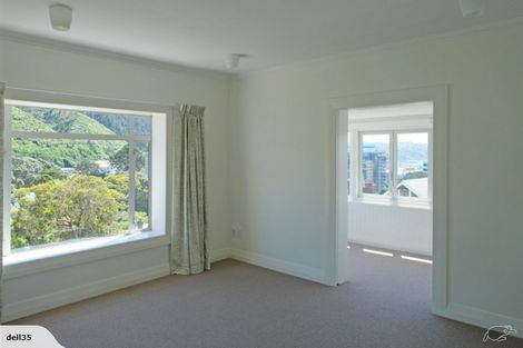 Photo of property in 100 Bolton Street, Kelburn, Wellington, 6012