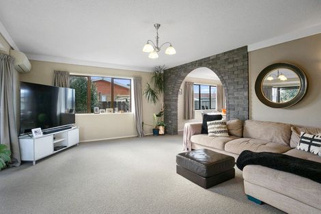 Photo of property in 12 Conrad Place, Leamington, Cambridge, 3432