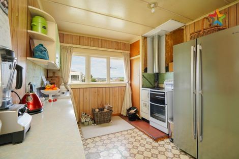 Photo of property in 18 David Street, Ohai, 9635