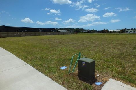 Photo of property in 147 Ngaio Drive, Matarangi, Whitianga, 3592