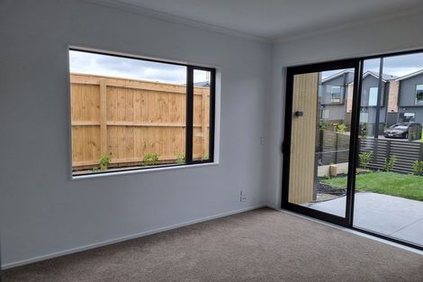 Photo of property in 31a Cambie Avenue, Red Beach, 0932