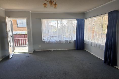 Photo of property in 1/12 Tanoa Place, Glendene, Auckland, 0602