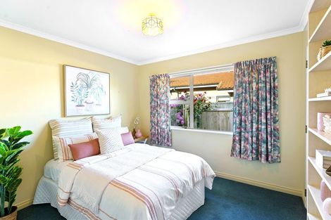Photo of property in 5 Marewa Place, Waikanae Beach, Waikanae, 5036
