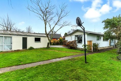 Photo of property in 19 Elwyn Place, Avonhead, Christchurch, 8042