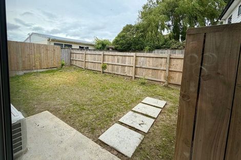 Photo of property in 17c Martin Place, Kelston, Auckland, 0602