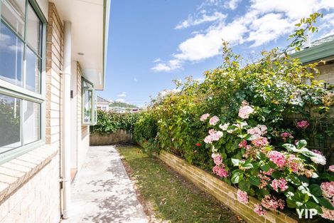 Photo of property in 2a Rudyard Crescent, Johnsonville, Wellington, 6037