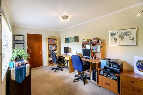 Photo of property in 18 Hickford Place, Okato, 4335