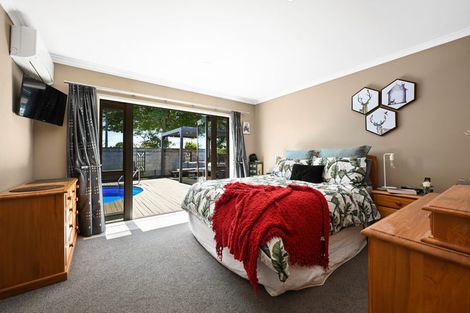 Photo of property in 34 Nielsen Gardens, Rototuna, Hamilton, 3210