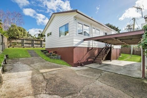 Photo of property in 2/24 Gazelle Avenue, Beach Haven, Auckland, 0626
