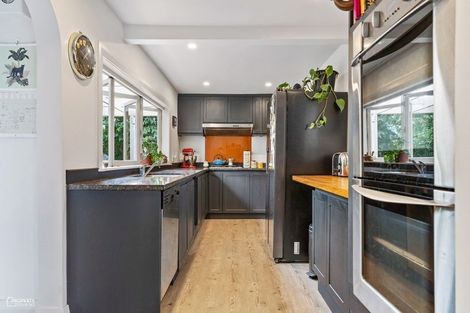 Photo of property in 65 Brandon Street, Featherston, 5710