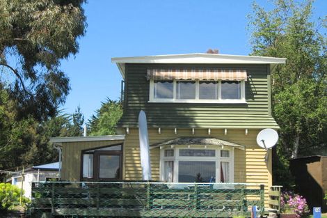 Photo of property in 56 Rotten Row, Waikuku Beach, 7473