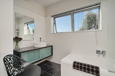 Photo of property in 26 Seamount Terrace, Mount Pleasant, Christchurch, 8081