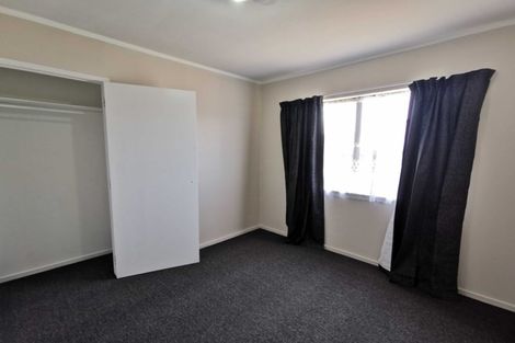Photo of property in 2/49 Templeton Place, Clendon Park, Auckland, 2103