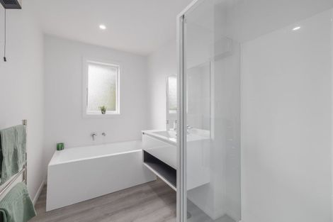 Photo of property in 66 Winters Road, Redwood, Christchurch, 8051