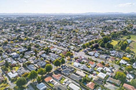 Photo of property in 64 Galloway Street, Hamilton East, Hamilton, 3216