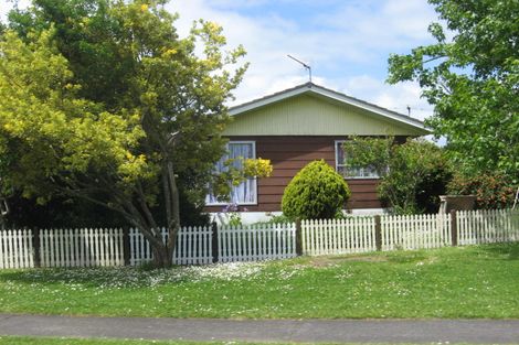 Photo of property in 55 Moncrieff Avenue, Clendon Park, Auckland, 2103