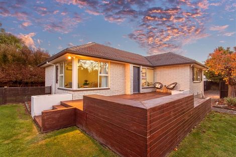 Photo of property in 102 Lowry Avenue, Redwood, Christchurch, 8051