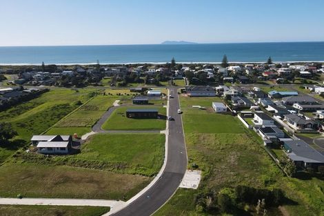 Photo of property in 75 Reel Road, Waihi Beach, 3611