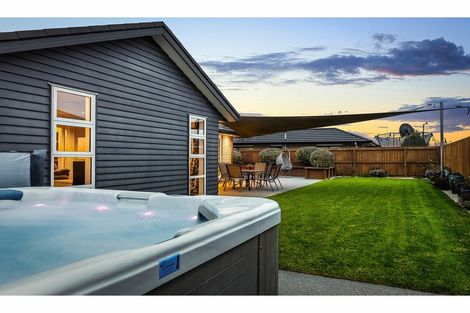 Photo of property in 77 Beaumont Drive, Rolleston, 7614