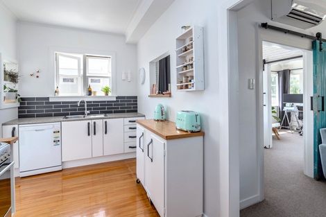 Photo of property in 28 Garrison Street, Carterton, 5713