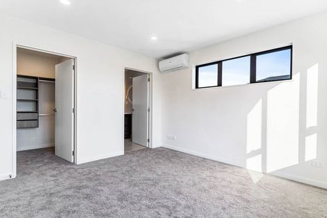 Photo of property in 40c Cyclarama Crescent, Massey, Auckland, 0614