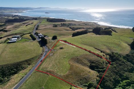 Photo of property in 147 Akatore Road, Taieri Beach, Taieri Mouth, 9091
