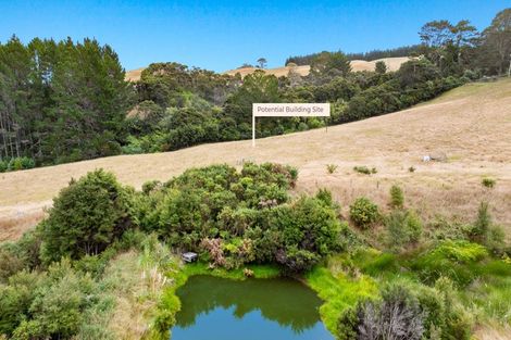 Photo of property in 592 Kanohi Road, Kaukapakapa, 0873