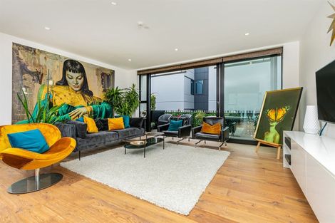 Photo of property in Sugar Lane Apartments, 5/31 Rawene Road, Birkenhead, Auckland, 0626