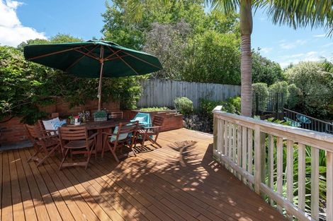 Photo of property in 41 Evelyn Road, Cockle Bay, Auckland, 2014