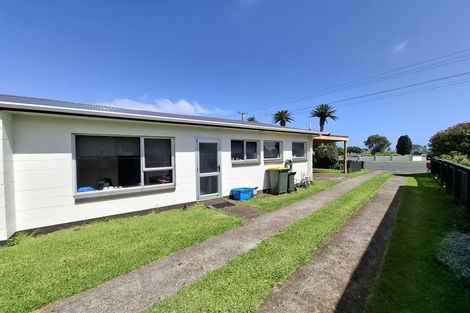 Photo of property in 1/52 Bayly Street, Waitara, 4320