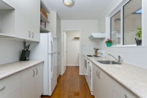 Photo of property in 1/279 Sunset Road, Sunnynook, Auckland, 0632