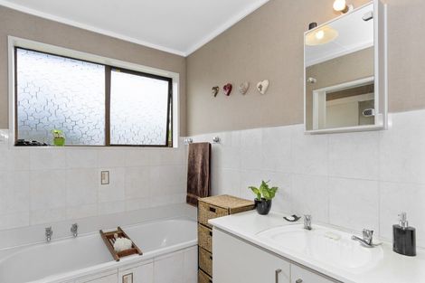 Photo of property in 19 Sunset Drive, Paengaroa, Te Puke, 3189