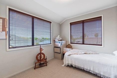 Photo of property in 99 Rototuna Road, Rototuna, Hamilton, 3210