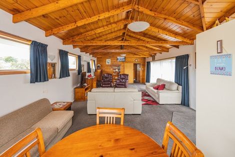 Photo of property in 4a Awamoa Road, Holmes Hill, Oamaru, 9401