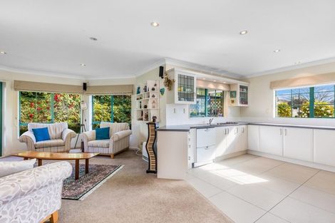 Photo of property in 10 Voyager Way, Whitby, Porirua, 5024