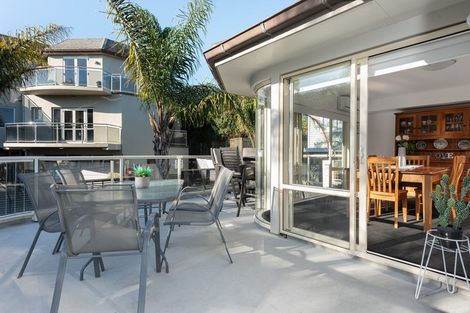 Photo of property in 349b Oceanbeach Road, Mount Maunganui, 3116