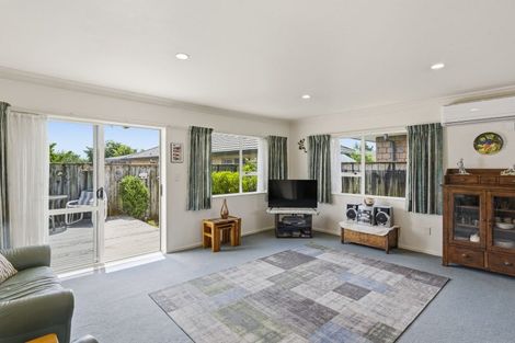 Photo of property in 61b Winchester Street, Levin, 5510