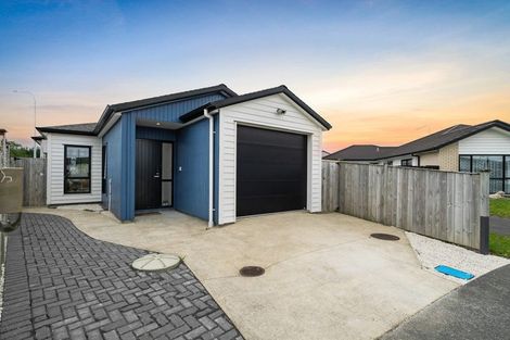 Photo of property in 11 Sapwood Crescent, Takanini, 2110